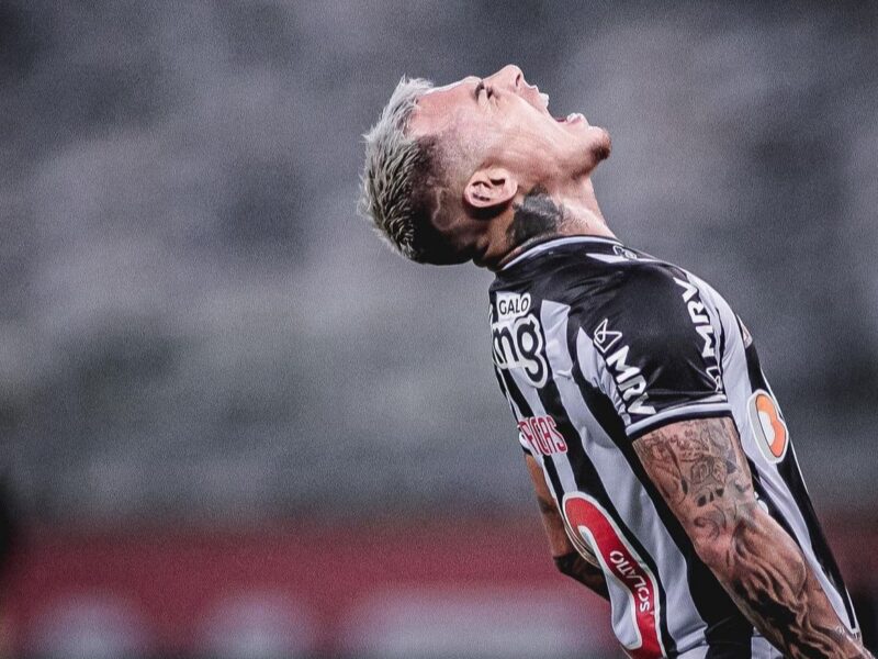 Hinchas del A. Mineiro explotaron contra Edu Vargas e iniciaron campaña en su contra