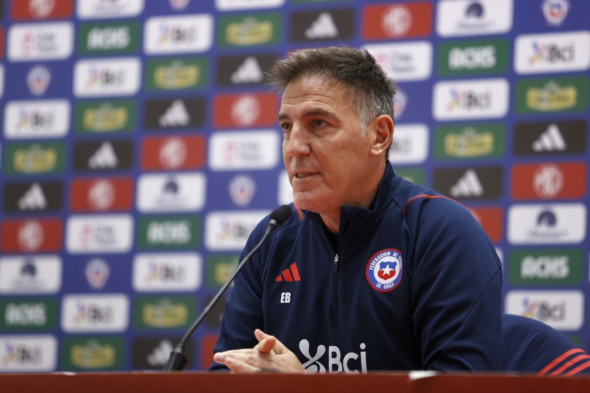 Eduardo Berizzo defiende a Vidal: «Es un jugador importante, con o sin minutos»