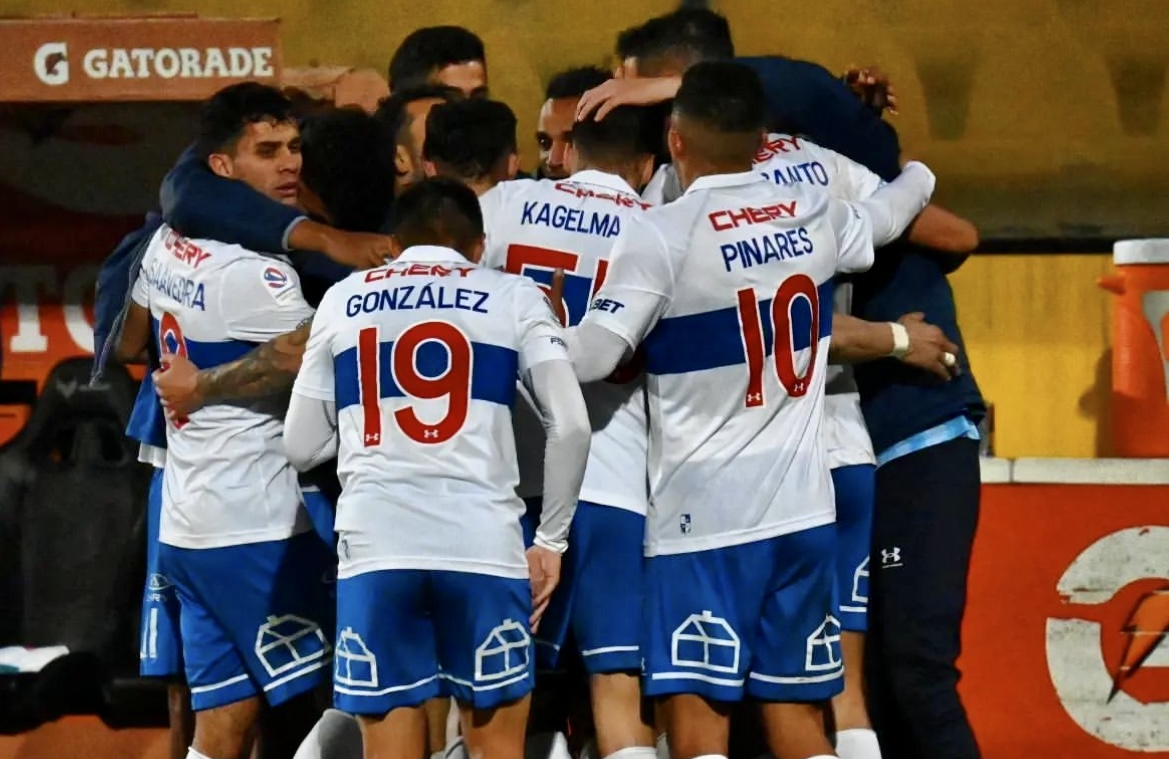 La UC volvió a los festejos y eliminó a S. Wanderers en Copa Chile