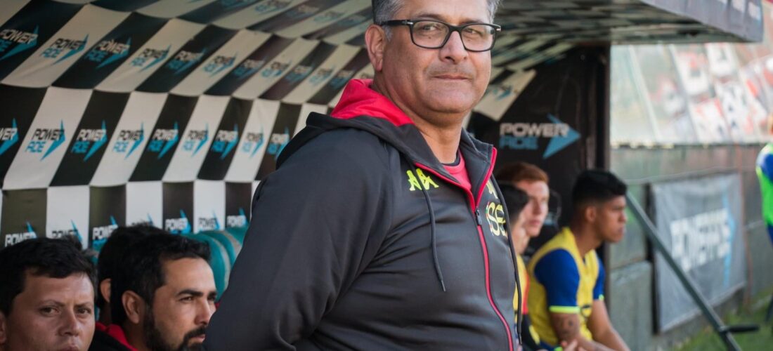 Unión Española anunció la salida del entrenador Ronald Fuentes