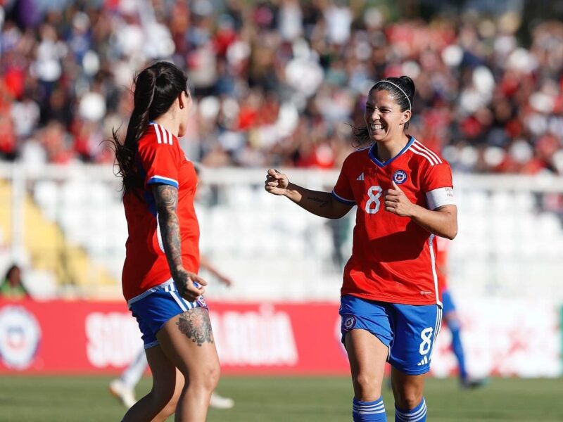 La Roja femenina aplastó a Perú en su último amistoso del año