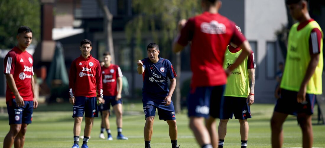 Nicolás Córdova liberó a seis jugadores de la Roja sub 23