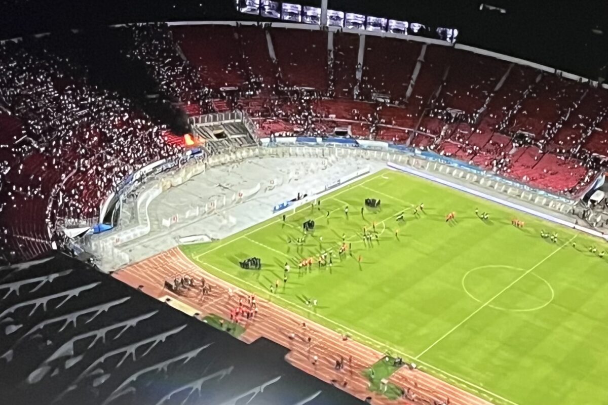 Supercopa 2024 fue suspendida por graves incidentes en el Estadio Nacional