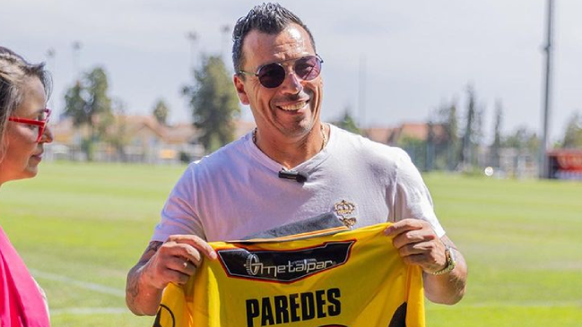 Esteban Paredes volvió a Santiago Morning en una nueva faceta