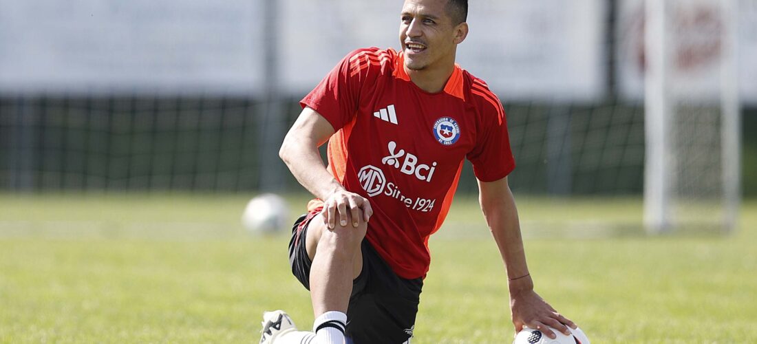 Compañero francés de Alexis Sánchez destacó al chileno en la previa del amistoso