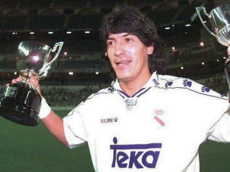 ¡Tremendo! Iván Zamorano fue destacado en portada de diario español