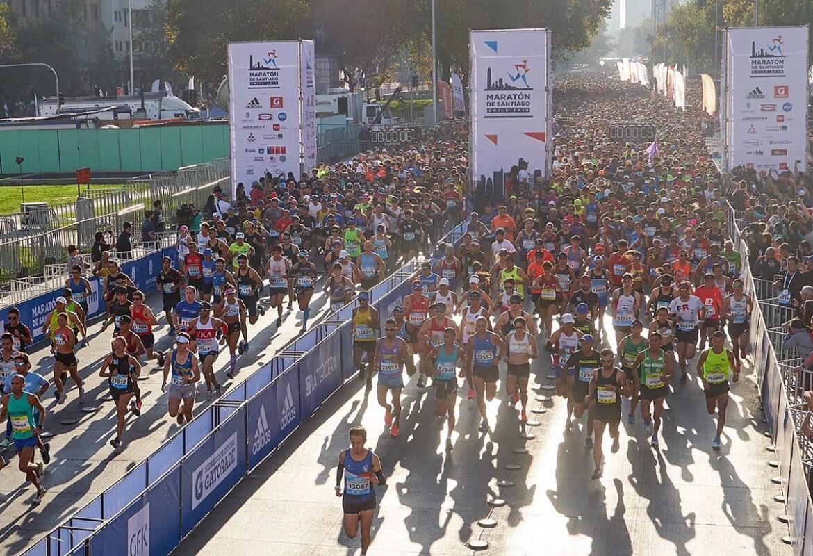 Expertos entregan recomendaciones para correr el Maratón de Santiago por primera vez