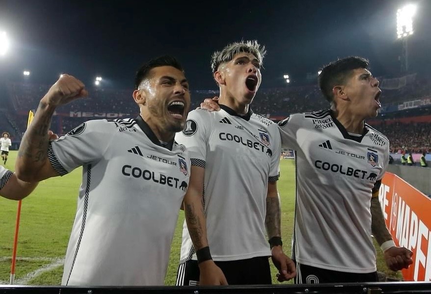 Colo Colo igualó con Cerro Porteño y clasificó a octavos de Copa Libertadores
