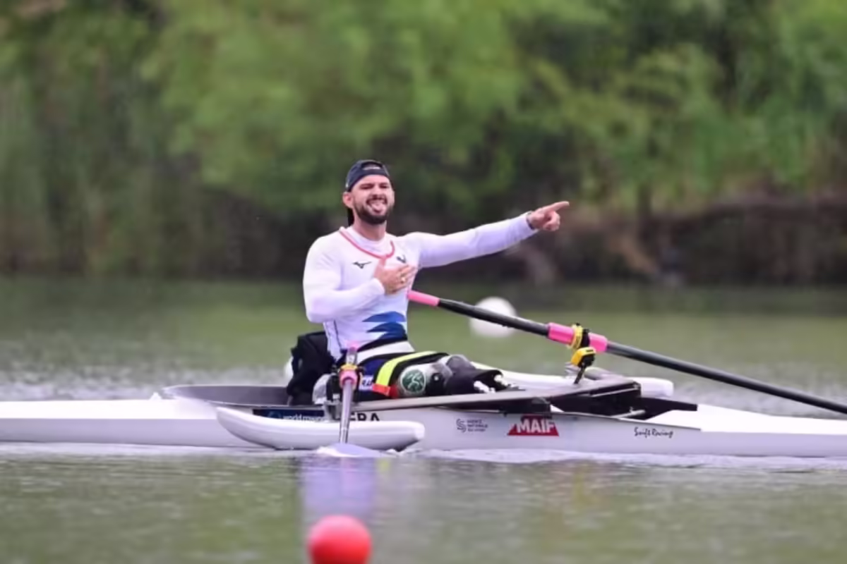El caso del remero francés Alexis Sánchez: es fanático del jugador chileno y clasificó a Paris 2024