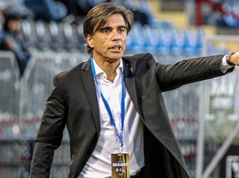 Javier Sanguinetti dejó de ser el director técnico del campeón Huachipato