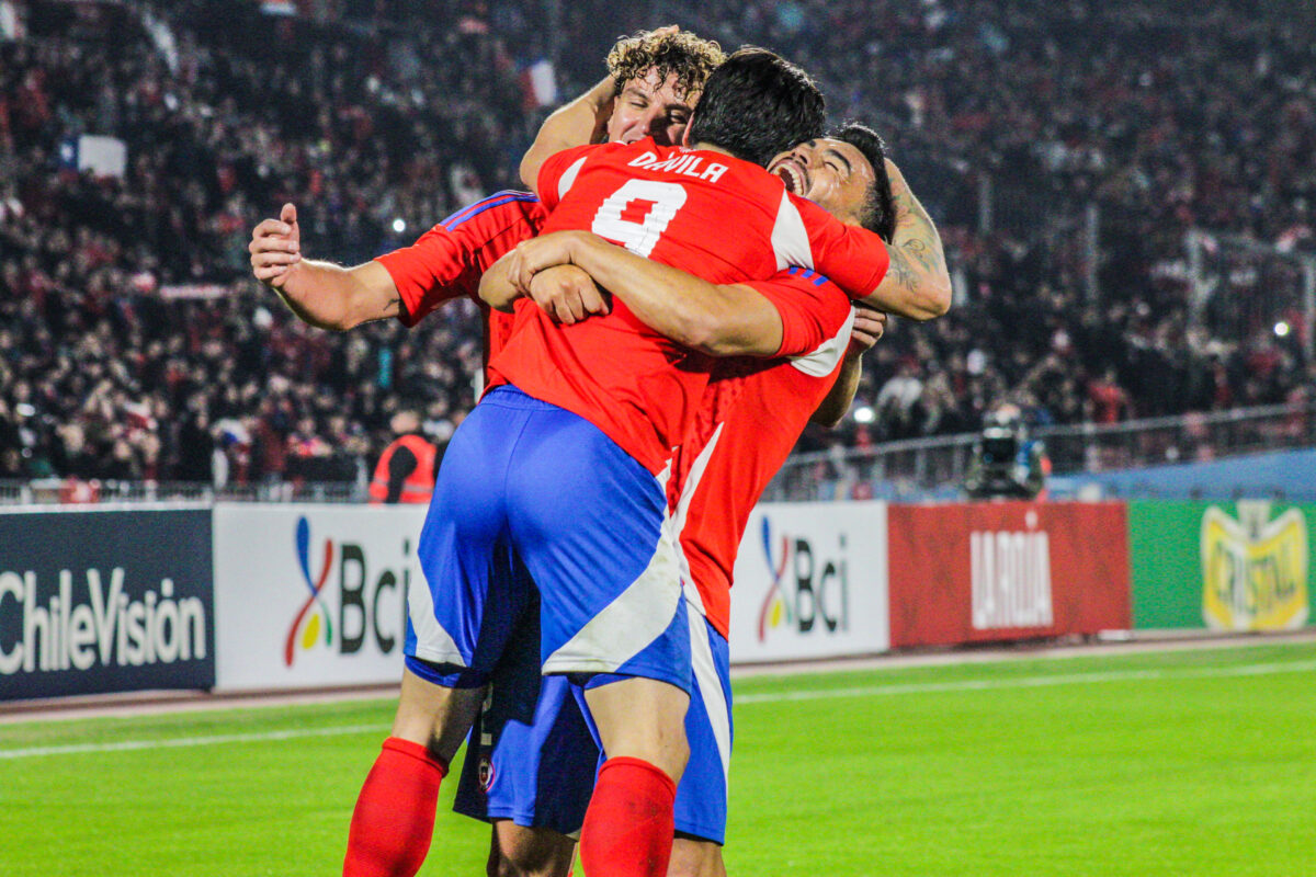 La Roja goleó a Paraguay con un inspirado Víctor Dávila en la previa de Copa América
