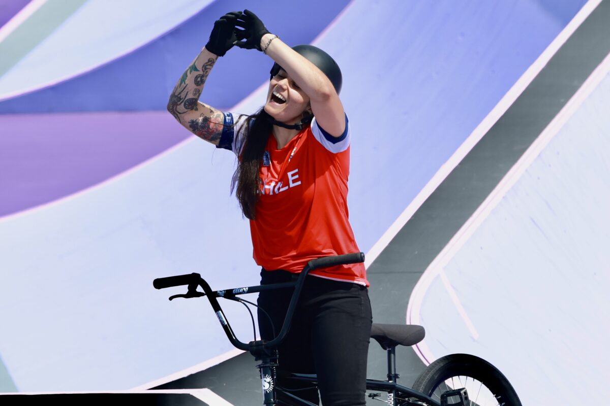 A la final olímpica: Macarena Pérez pasó a la definición por medallas del BMX Freestyle