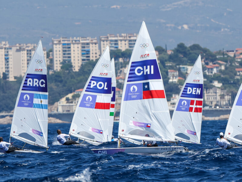 Clemente Seguel clasificó a la final de vela olímpica en París 2024