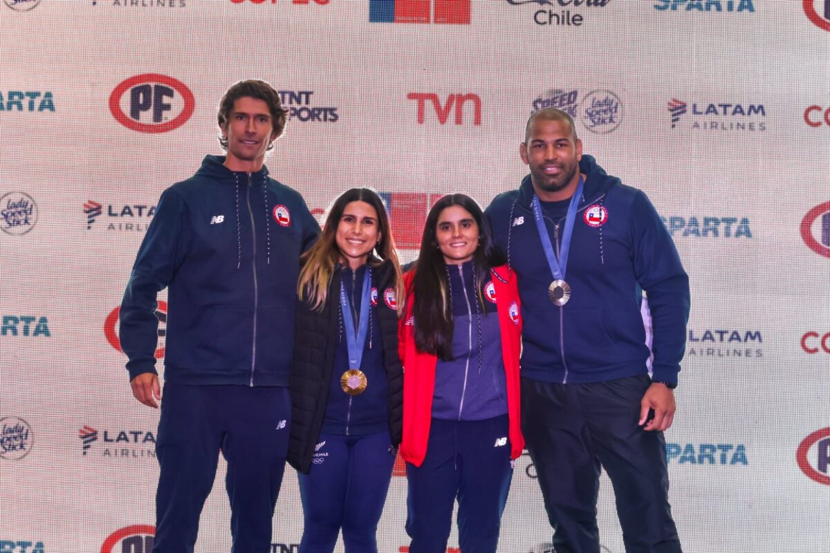 Deportistas del Team Chile fueron reconocidos tras sus grandes resultados en París