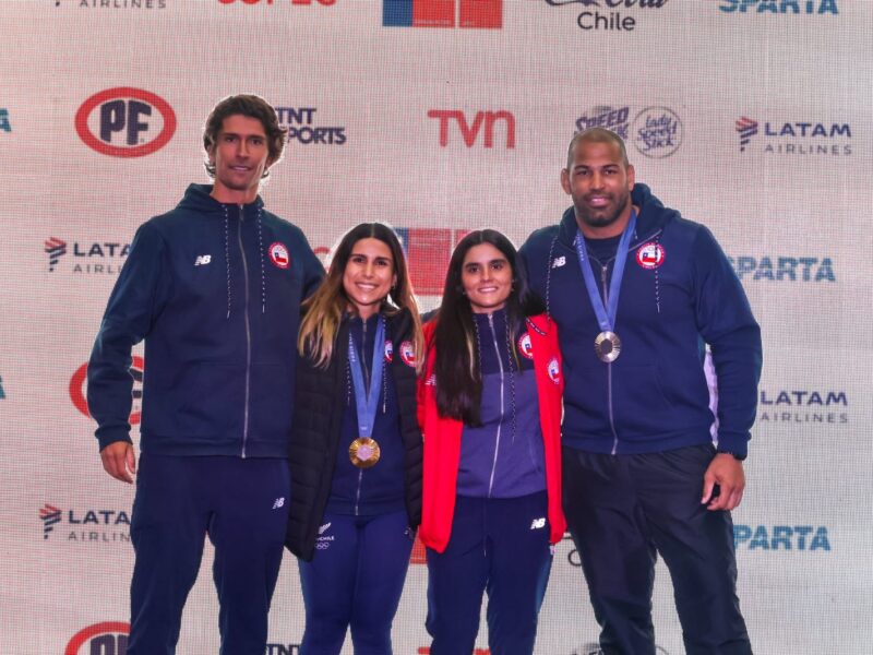 Deportistas del Team Chile fueron reconocidos tras sus grandes resultados en París