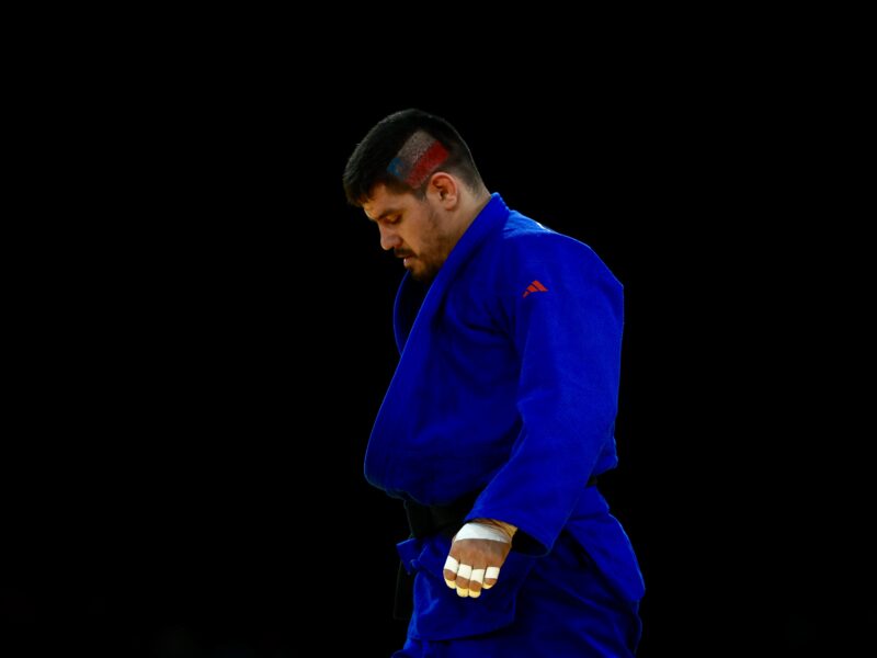 El judo chileno dice adiós a París: Thomas Briceño sufrió frustrante derrota en primera ronda