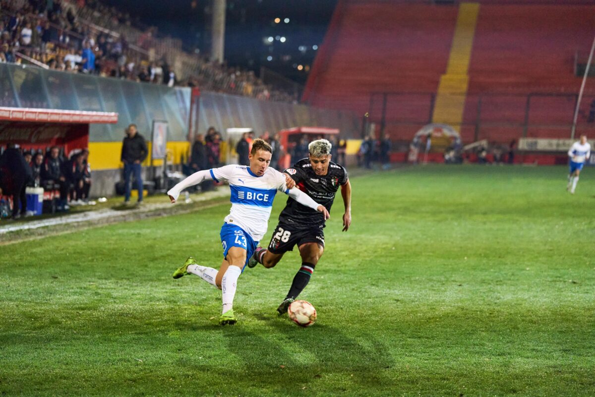 La UC igualó con Palestino y perdió puntos valiosos en la cima del Campeonato Nacional