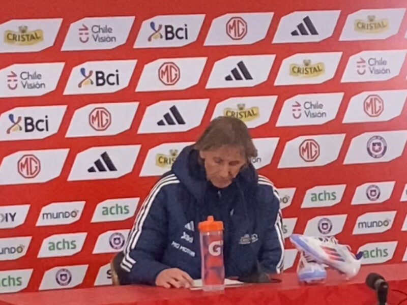 Ricardo Gareca explicó las ausencias de Alexis y Bravo para los próximo duelos de la Roja