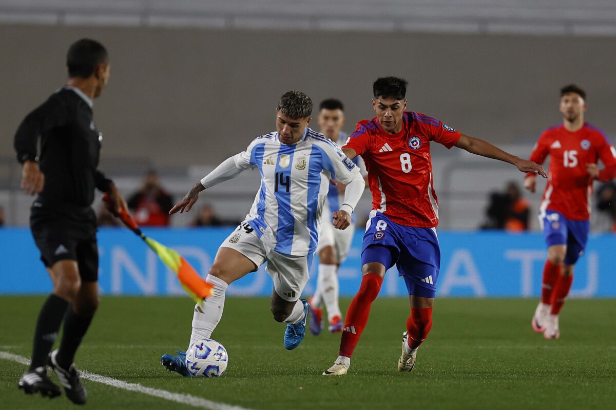 La Roja sufrió dura caída ante Argentina y se llenó de dudas antes de recibir a Bolivia