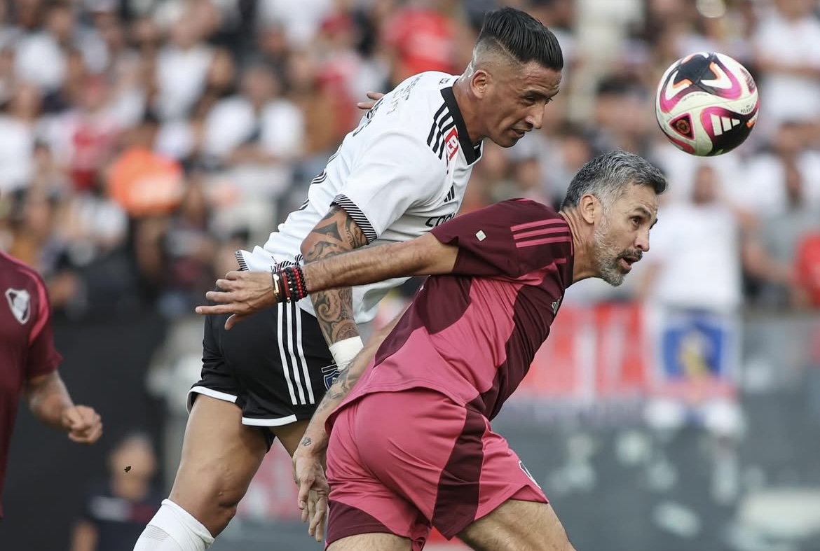 Colo Colo fue superado por River en duelo de leyendas jugado en Macul