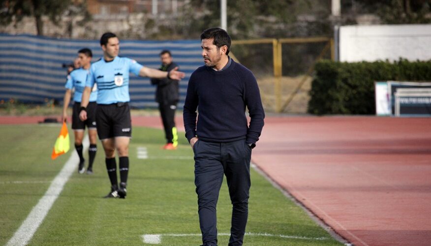 Francisco Arrué fue confirmado como nuevo técnico de Ñublense para el 2025