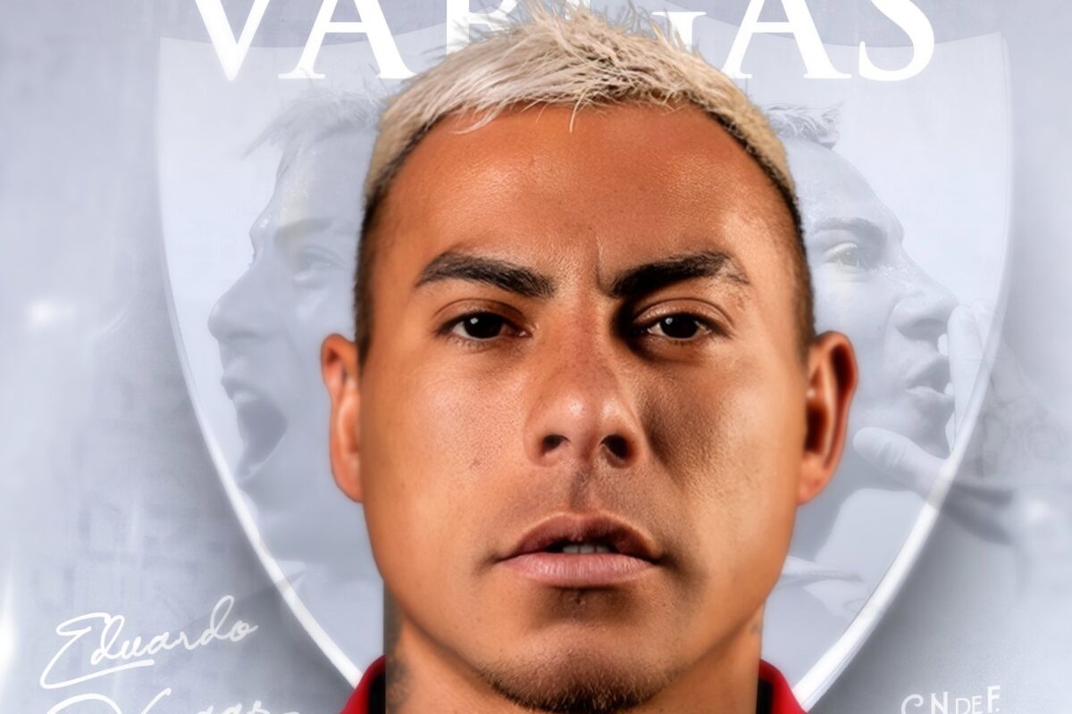 Eduardo Vargas fue oficializado en Nacional de Uruguay: ¿por cuántas temporadas firmó?