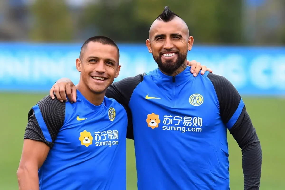 Arturo Vidal fue consultado si traería a Alexis Sánchez a Colo Colo y esto respondió