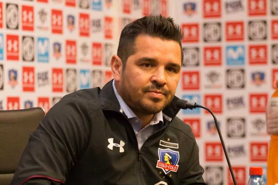 Héctor Tapia vuelve a Colo Colo: fue presentado con este cargo para el 2025