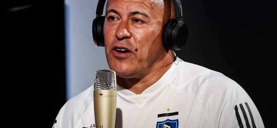 Almirón se mostró incómodo tras derrota ante O’Higgins: «Hay cosas que debo hablar con los jugadores»