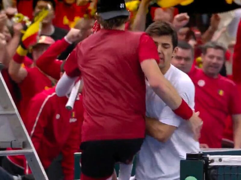 ¡Papelón! Cristian Garin recibió agresión de Zizou Bergs y fue descalificado por no seguir jugando en Copa Davis