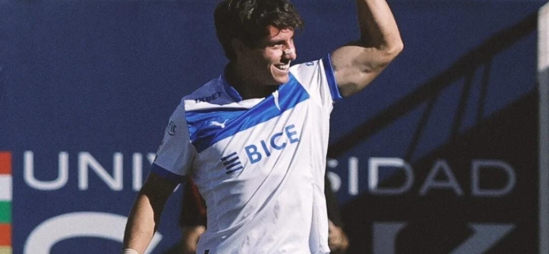 Con un Clemente Montes inspirado la UC se estrenó con un triunfo ante Audax Italiano en la Liga de Primera