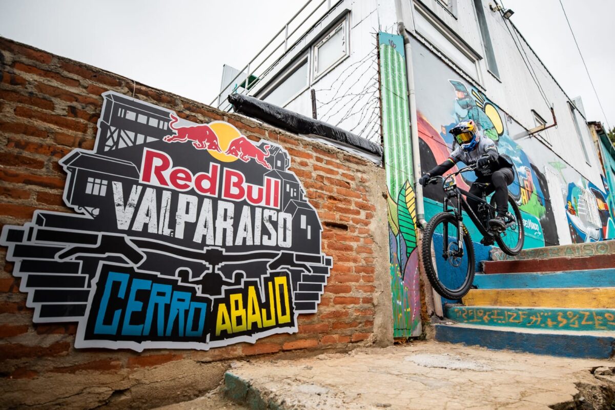 ¡Que ruede la adrenalina! Toda la información sobre la Red Bull Valparaíso Cerro Abajo 2025