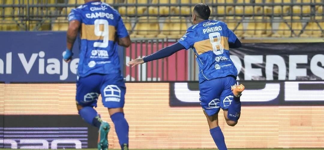 En polémico partido: La U cayó ante Everton en la previa de su debut en Libertadores