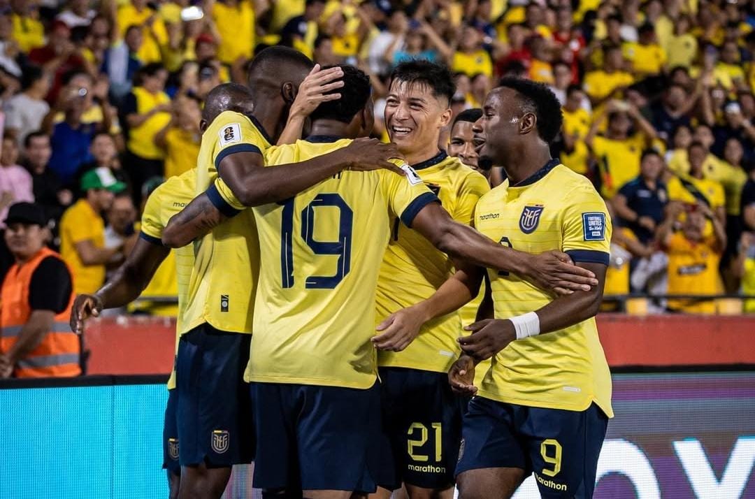 Ecuador oficializó la nómina con la que enfrentará a La Roja por Clasificatorias con algunas bajas