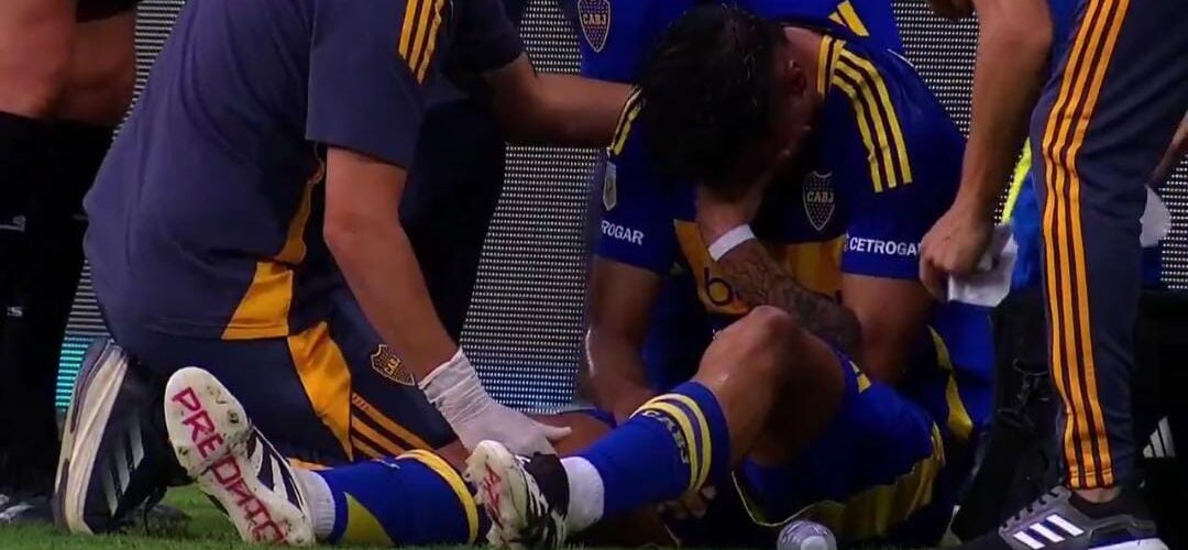 Tiempo fuera de las canchas: La dura lesión que sufrió Williams Alarcón en Boca Juniors