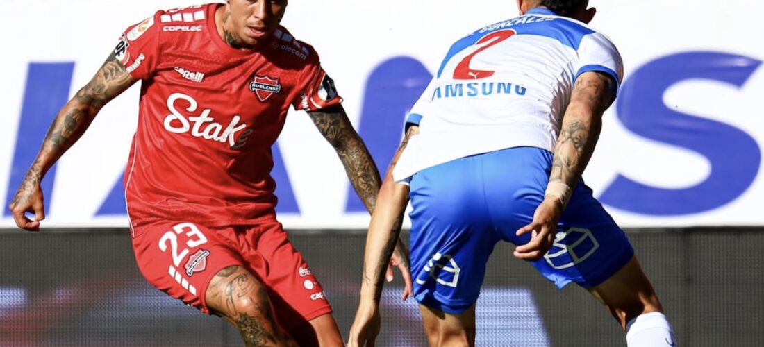 Ñublense igualó en la agonía ante U. Católica en un partido lleno de polémicas