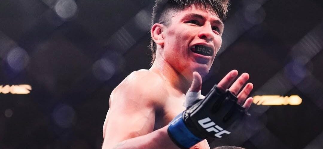 ¿Error en el ranking de la UFC? Ignacio «La Jaula» Bahamondes no apareció en el top 15 de peso ligero