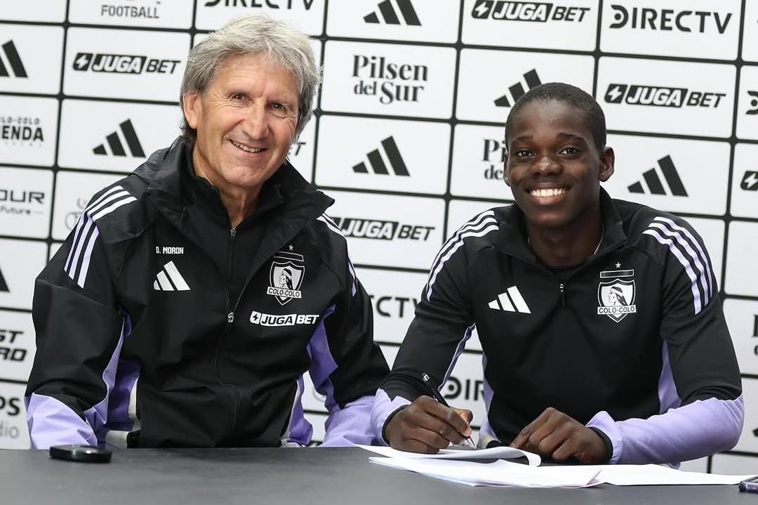 Abrochó a su futura joya: Colo Colo oficializó la firma del primer contrato profesional de Manley Clerveaux