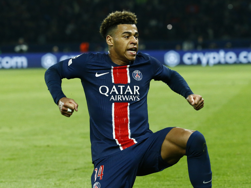 ¿Y el Dibu? PSG vence en Francia al Aston Villa y se ilusiona con las semis de Champions