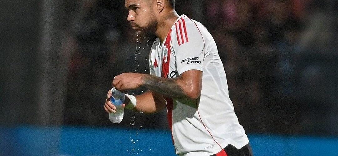 VIDEO | La insólita lesión de Paulo Díaz que terminó en el gol de Talleres ante River Plate