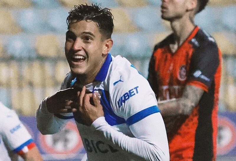 La UC remontó en los minutos finales ante Limache y volvió al triunfo