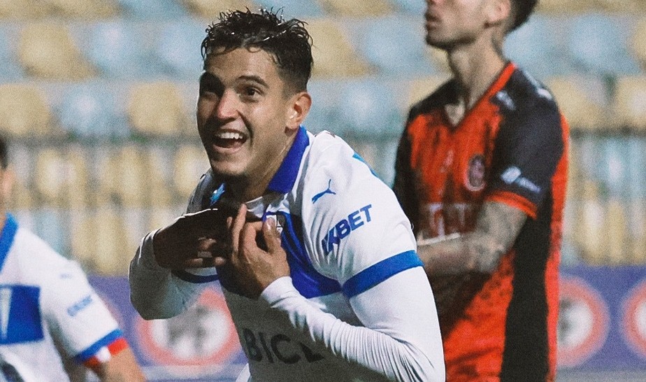 La UC remontó en los minutos finales ante Limache y volvió al triunfo