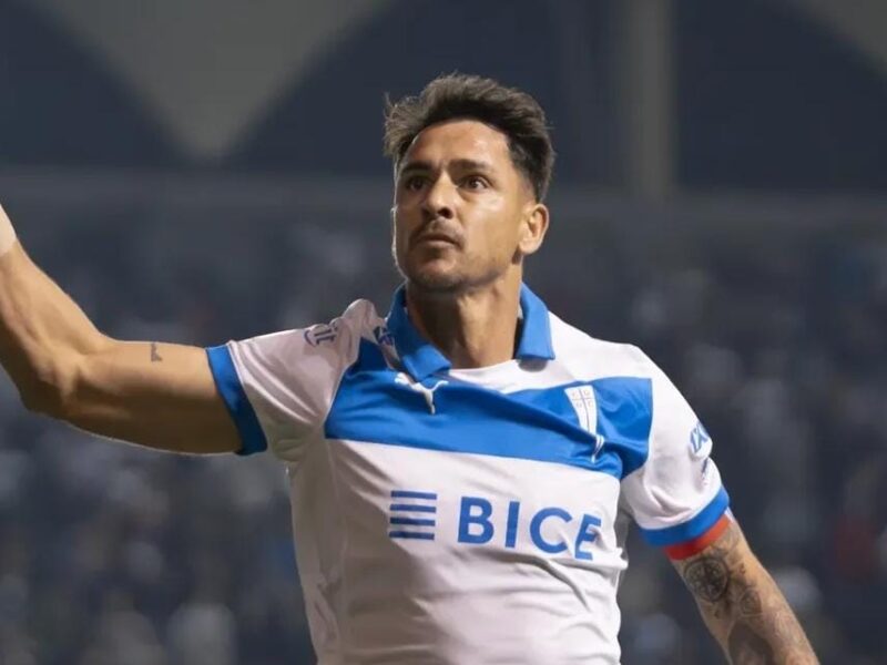 Con Zampedri y una nueva marca: La UC trepó hasta el liderato del torneo tras darle una paliza a Everton