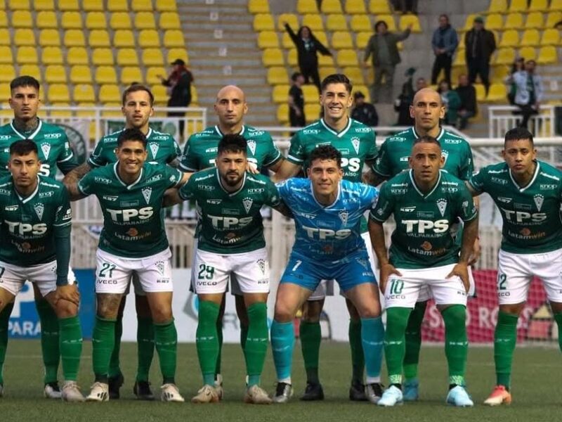 No dio para más: Santiago Wanderers anunció la salida de su entrenador Héctor Robles