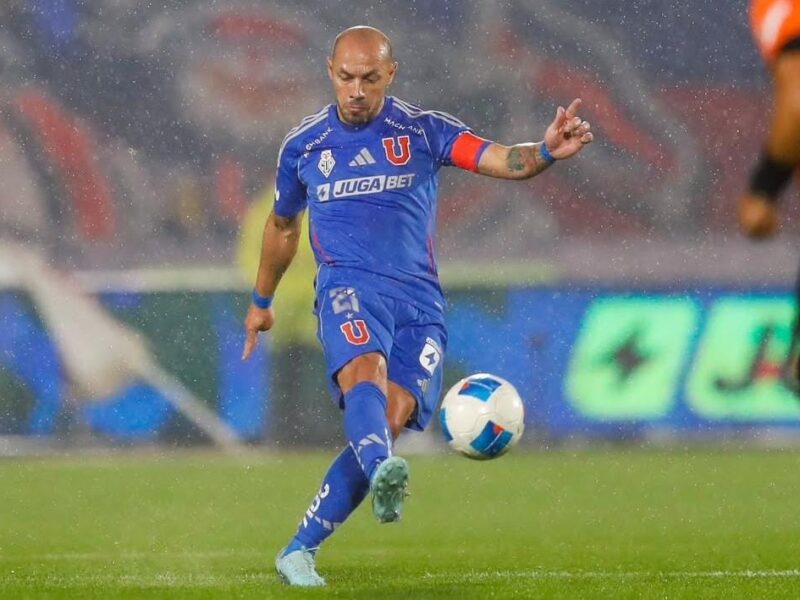 Juvenal Olmos juzgó fuertemente a Marcelo Díaz: “A nivel internacional no puede jugar”
