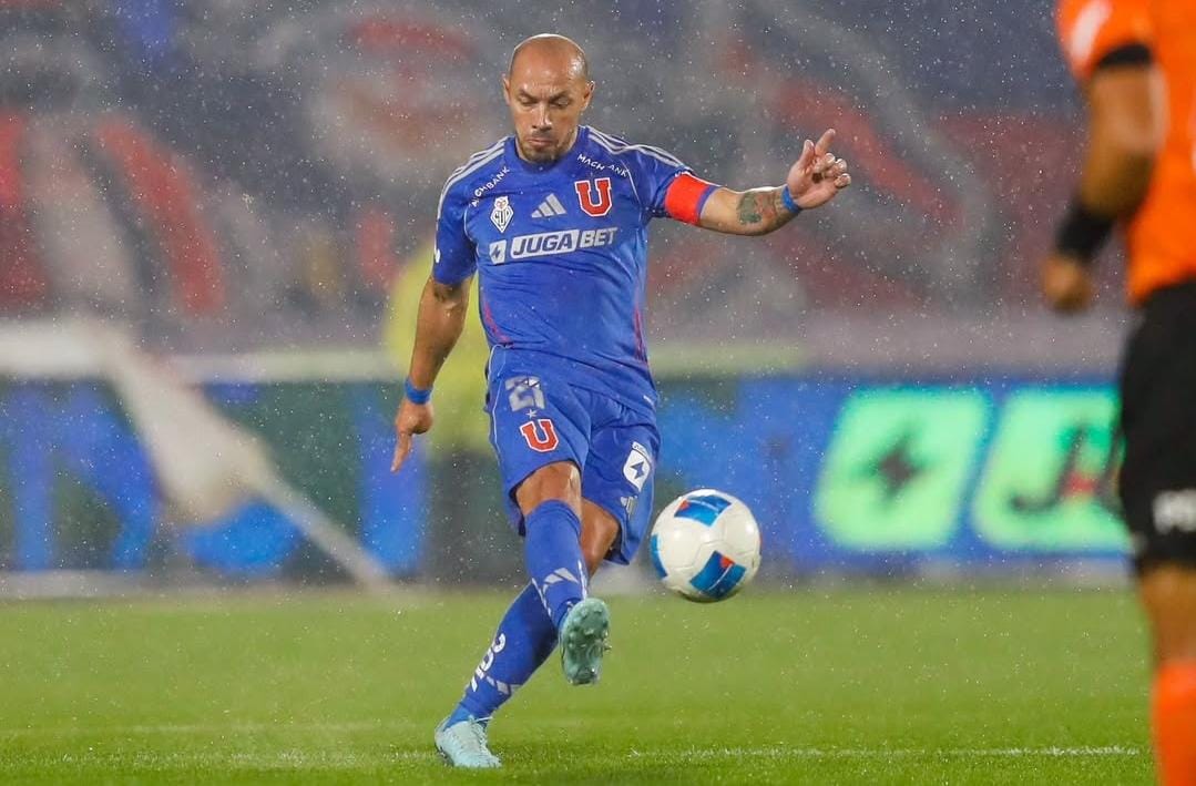 Juvenal Olmos juzgó fuertemente a Marcelo Díaz: “A nivel internacional no puede jugar”