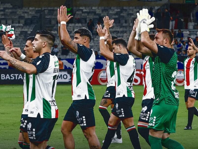 Un clasificado y dos eliminados: Así quedaron los chilenos en los grupos de Sudamericana tras la penúltima fecha