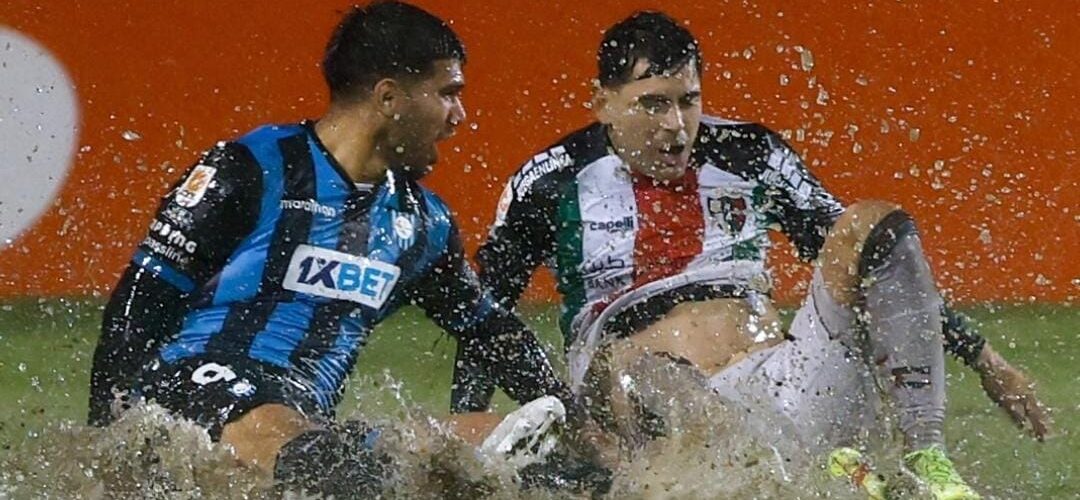¿Para jugar waterpolo? El inexplicable informe arbitral sobre el partido de Huachipato y Palestino