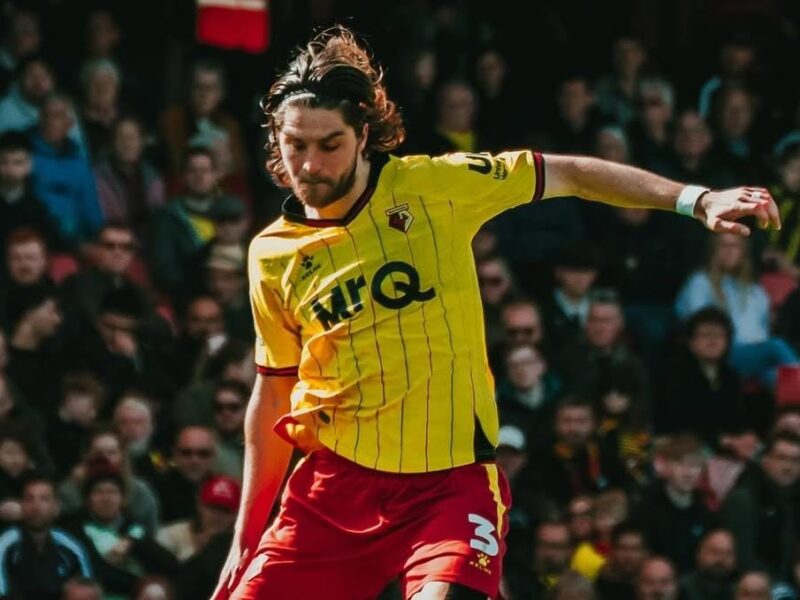 Francisco Sierralta abandonará la Championship para fichar por este club francés