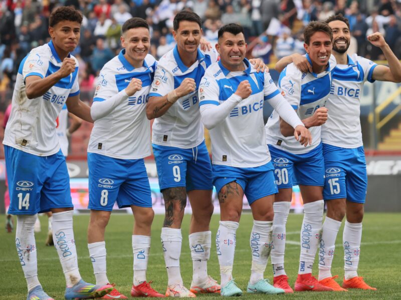 Universidad Católica venció a Huachipato y dejó atrás la mala racha de cuatro duelos sin ganar en el torneo